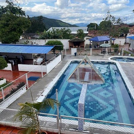 Hotel La Casona Чинакота Экстерьер фото